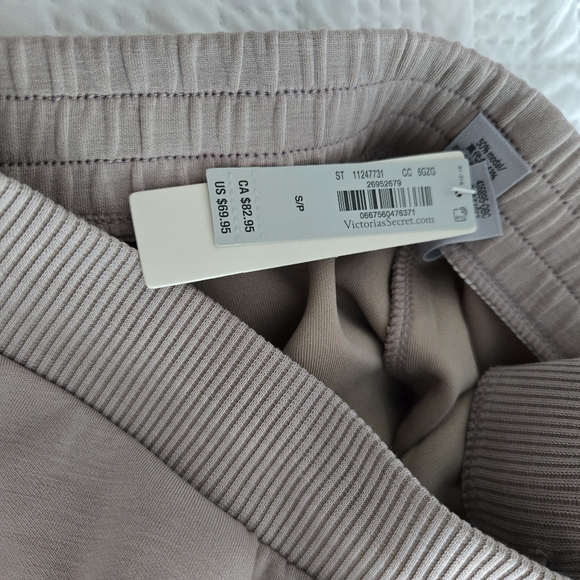 Victoria's Secret Beige Jogger Pants - Picture 6 of 6